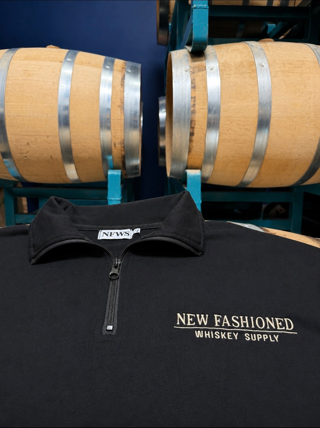 QUARTER ZIP